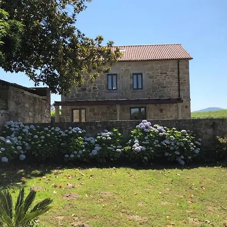 Vivienda Rustica, Ideal Para Relajarse Y Disfrutar. * Cambados